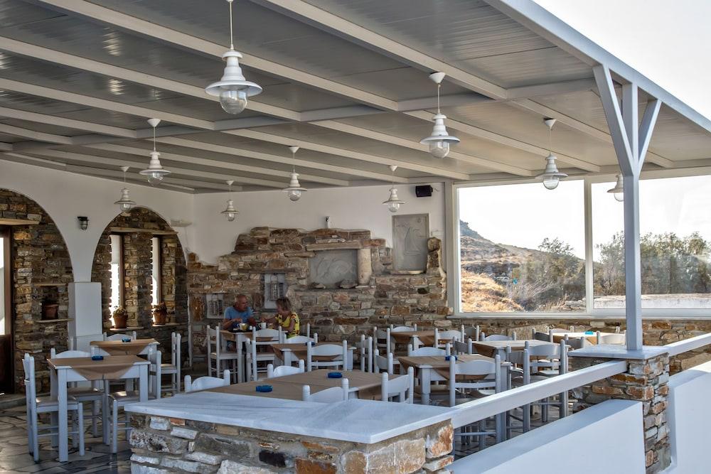 Porto Raphael Residences & Suites Агиос Йоанис Екстериор снимка